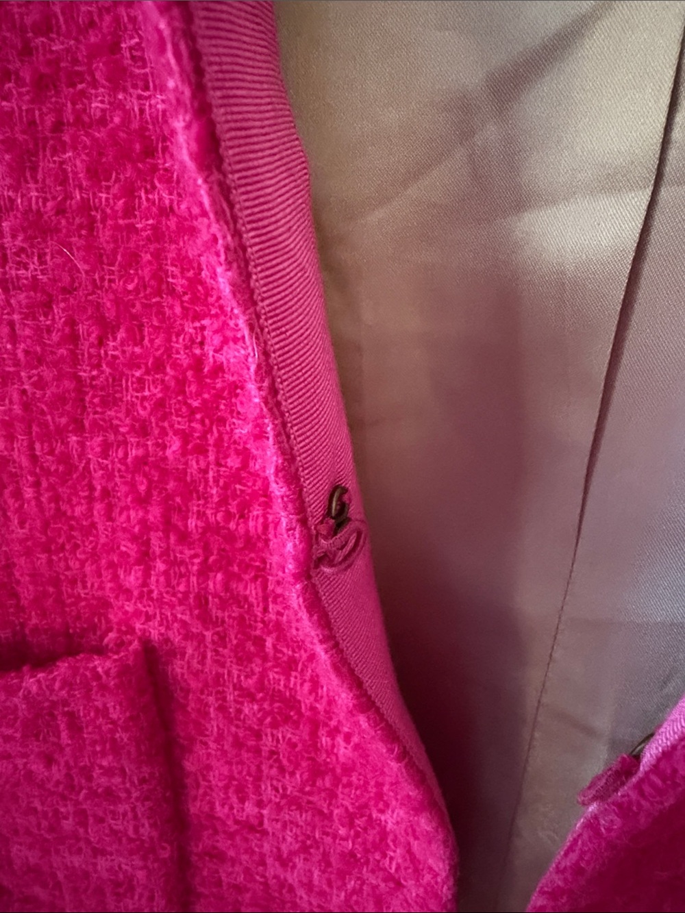 J. Crew Astrid Boucle Tweed Wool Blend Channel Style Bright Pink Jacket Blazer - Picture 8 of 8